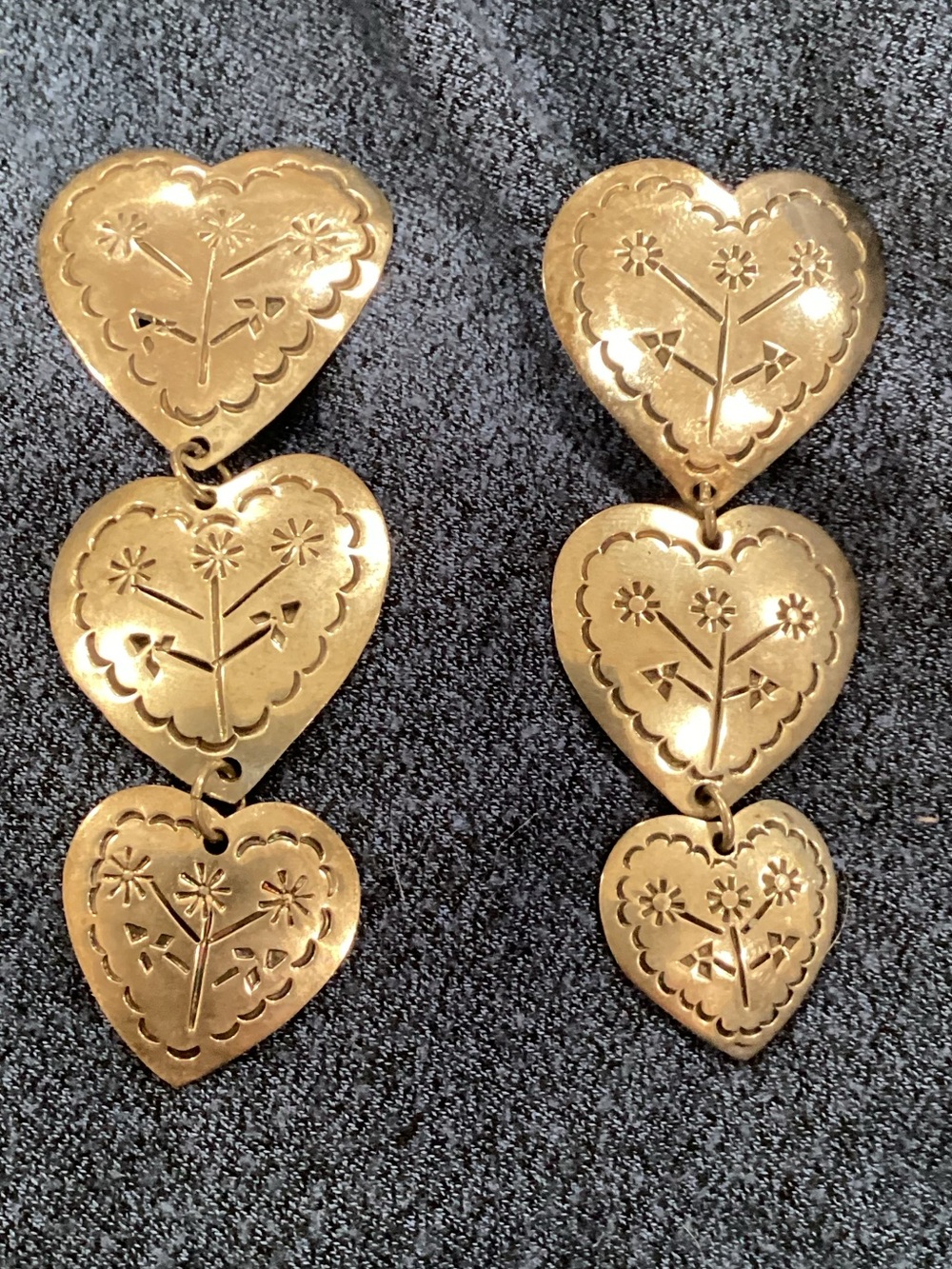 VTG 925 TAXCO Sterling Silver Graduated Triple Heart Earrings W T/Stamp - Picture 7 of 12